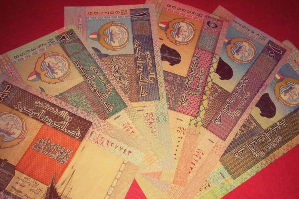 Currencies of the World List- 30 Examples to Know for Global Finance | CIO Women Magazine