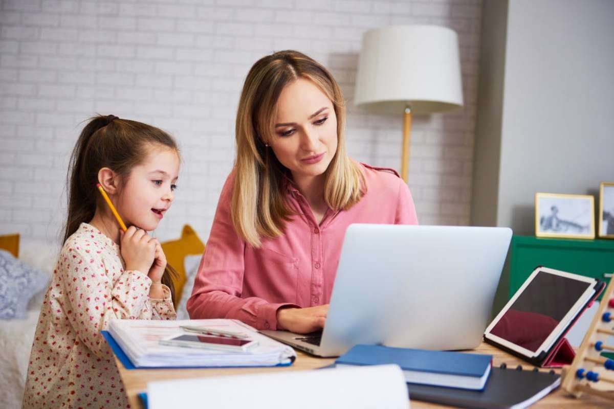 20 Realistic Business Ideas for Moms, Ranked by Income Potential | CIO Women Magazine