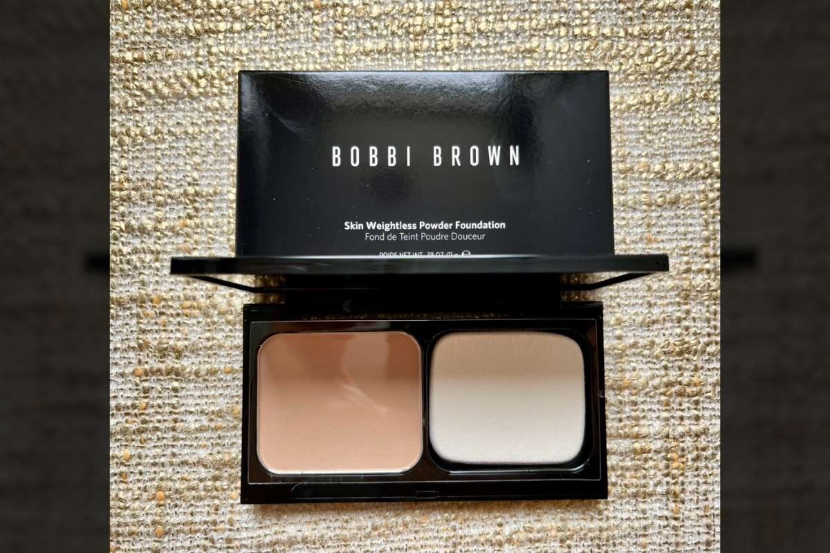 12 Best Powder Foundations- Ranked by Value, Performance, and Expert Verdict | CIO Women Magazine