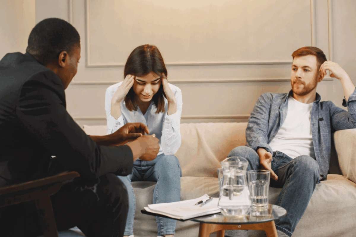 Top 10 Essential Strategies for Business Etiquette for Women in 2026 | CIO Women Magazine