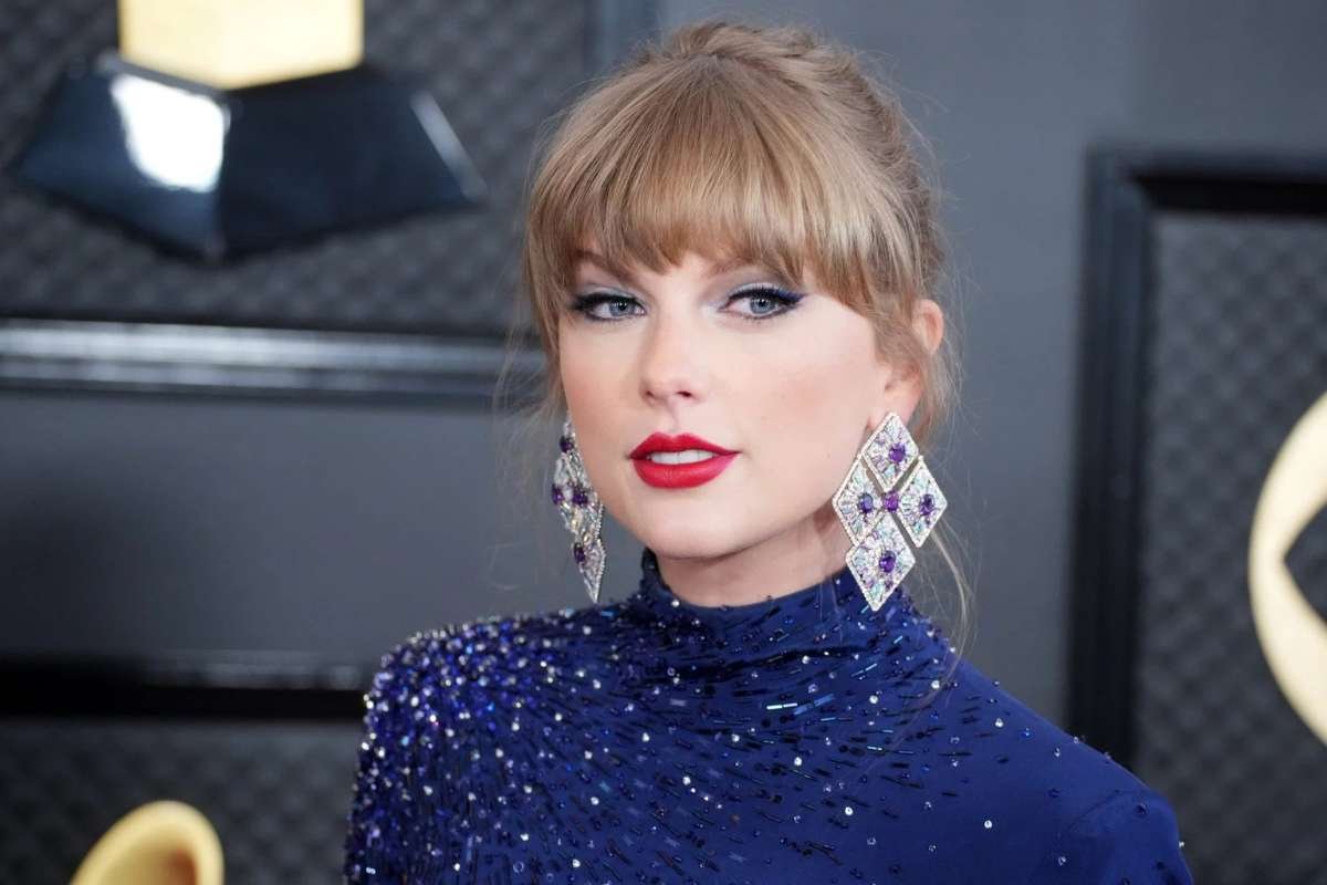 Taylor Swift’s ‘Opalite’ Hits No. 1, Securing Her 14th Billboard Hot 100 Chart-Topper.