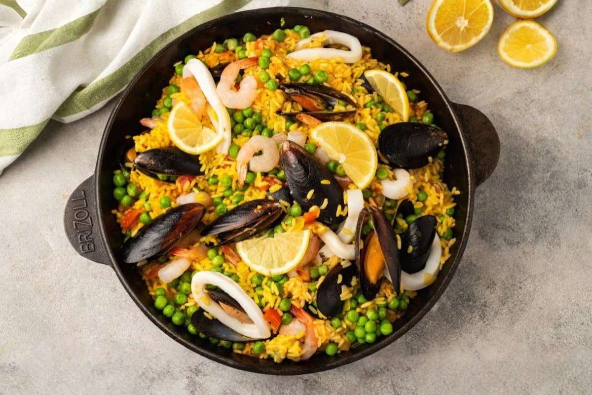 One-Pot Spanish Paella (Simplified) | CIO Women Magazine