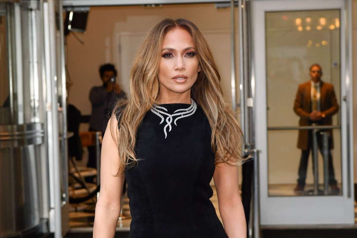 Jennifer Lopez Stuns Coachella 2026 with Electrifying Surprise Debut at 56