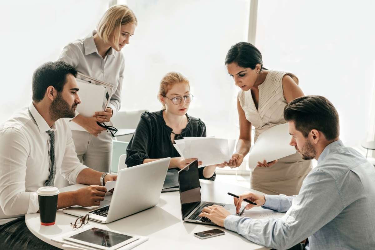 10 Game-Changing Leadership Traits of Women CEOs in 2026 | CIO Women Magazine