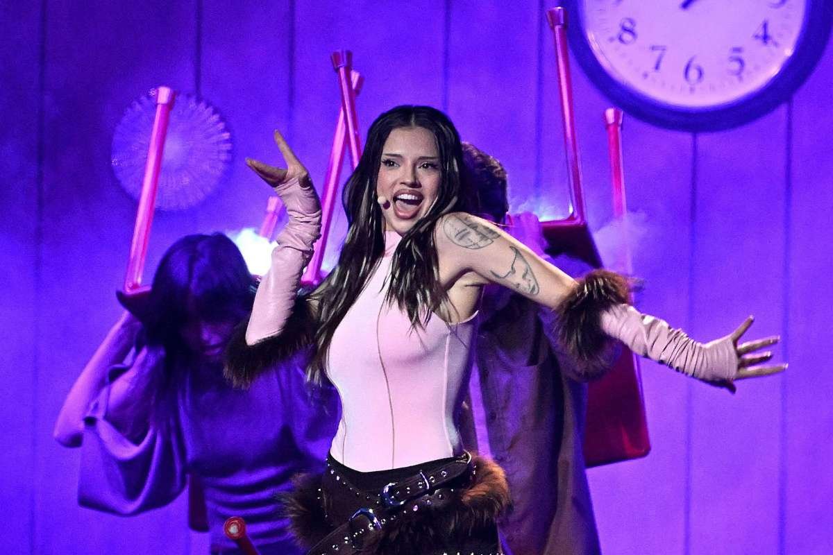 Dara Leads Bulgaria to Historic First Eurovision Victory Amid Nationwide Celebration