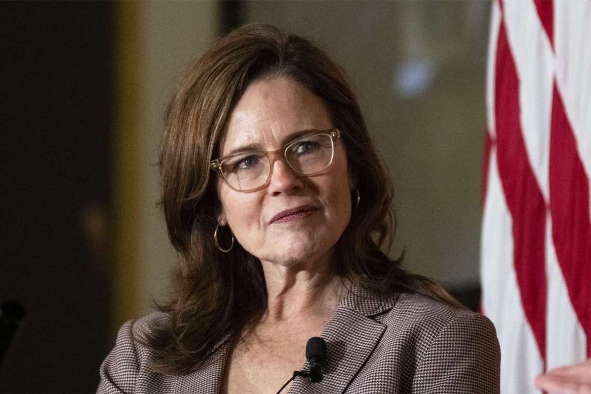 Swatting Incident Targets Justice Amy Coney Barrett’s Virginia Home, Sparks Security Response
