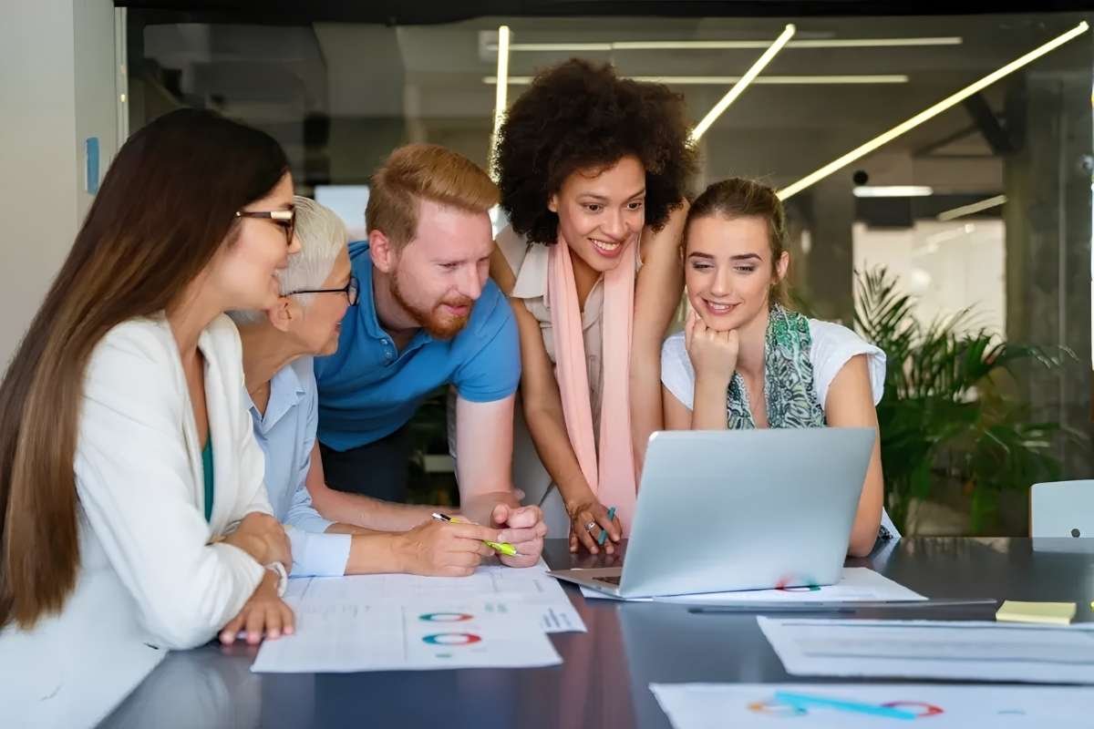 Social Entrepreneurship vs Business Entrepreneurship_ Which is Thriving in 2026 | CIO Women Magazine 
