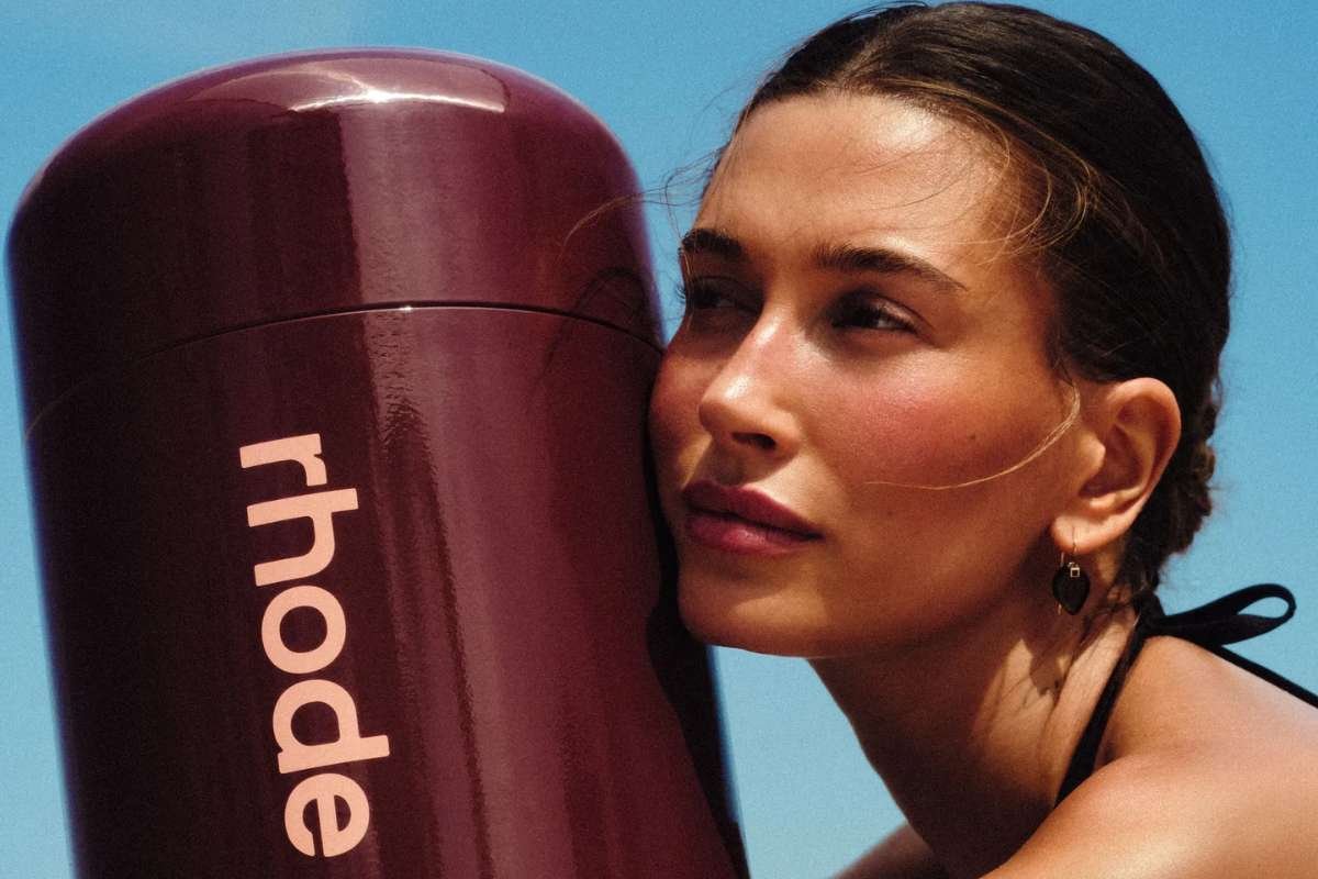 Hailey Bieber Expands Rhode Globally as Beauty Brand Targets $1 Billion Sales Milestone.