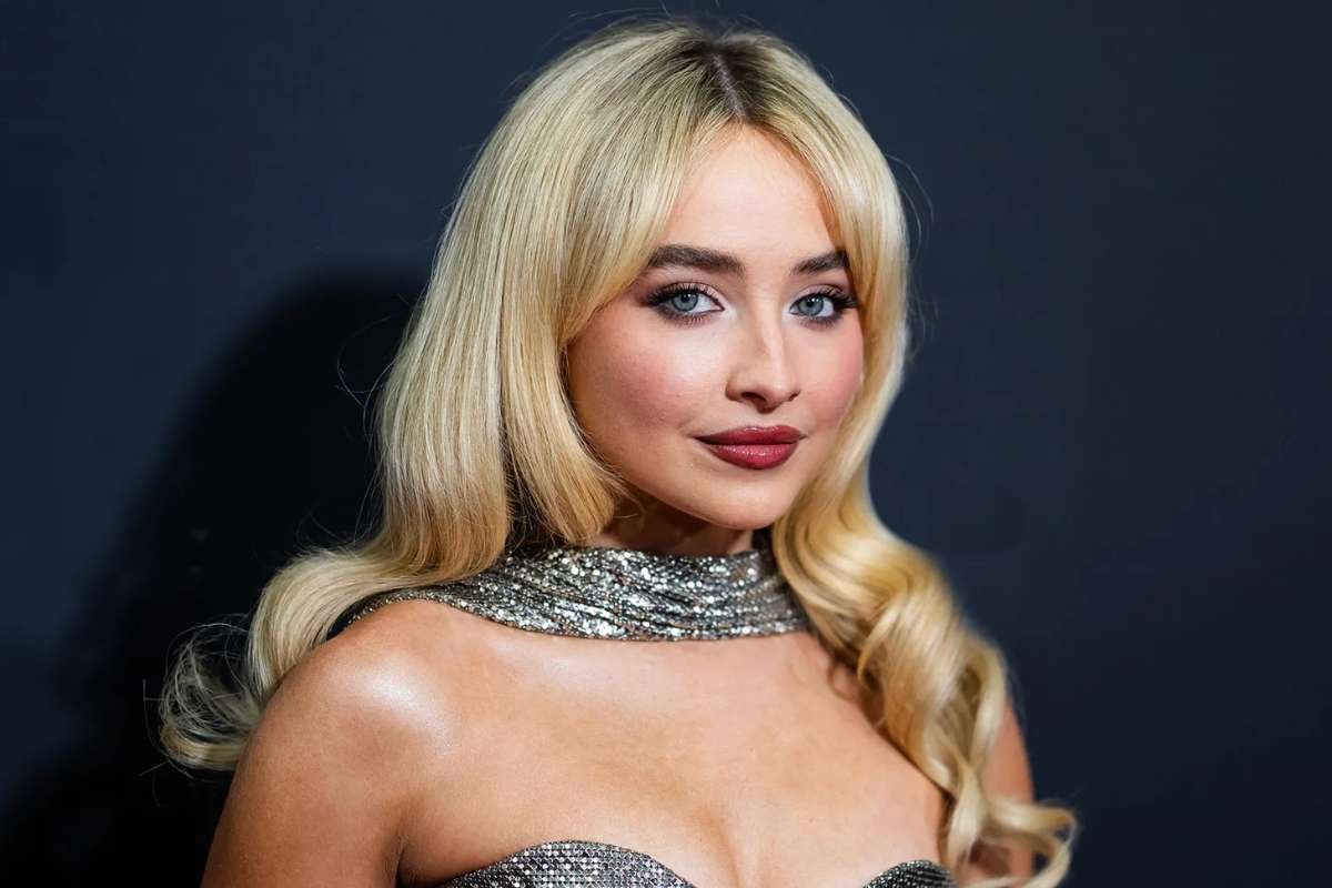 Sabrina Carpenter’s Short n’ Sweet Reaches 100 Weeks on Billboard 200 in Major Career Milestone.