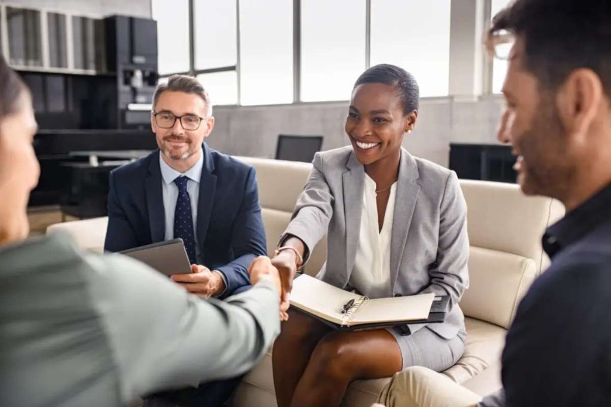 How Women Can Negotiate Without Apologizing | CIO Women Magazine