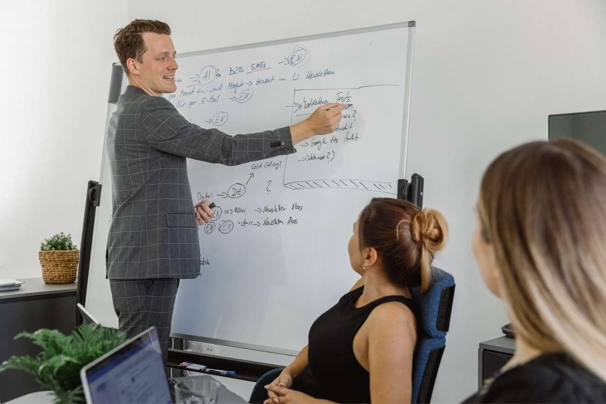 70/30  Rule in Negotiation: Listen More, Win More | CIO Women Magazine