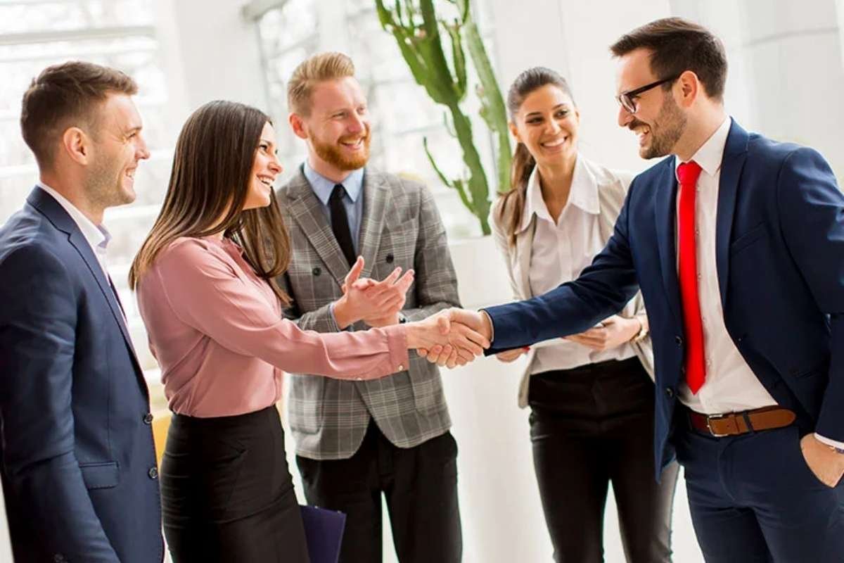 10 Best Books on Negotiation Skills Every Woman Should Read | CIO Women Magazine