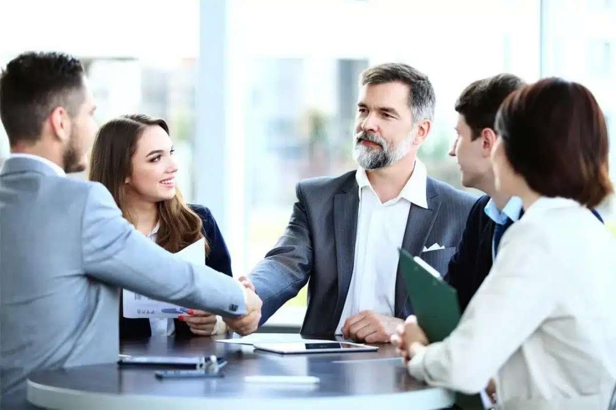 Body Language and Negotiation: Powerful Tips for Women | CIO Women Magazine