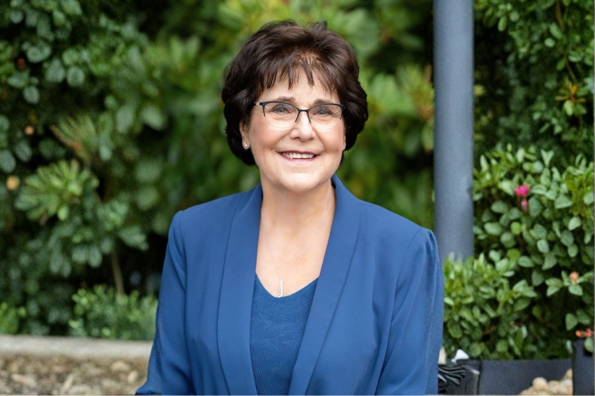 Heart Financial Group Linda Jensen - Helping Families and Businesses Protect Wealth CIO Women Magazine
