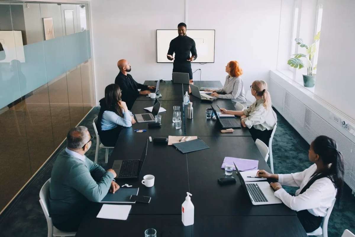 How to Balance a Board Seat With a Full-Time Executive Role | CIO Women Magazine