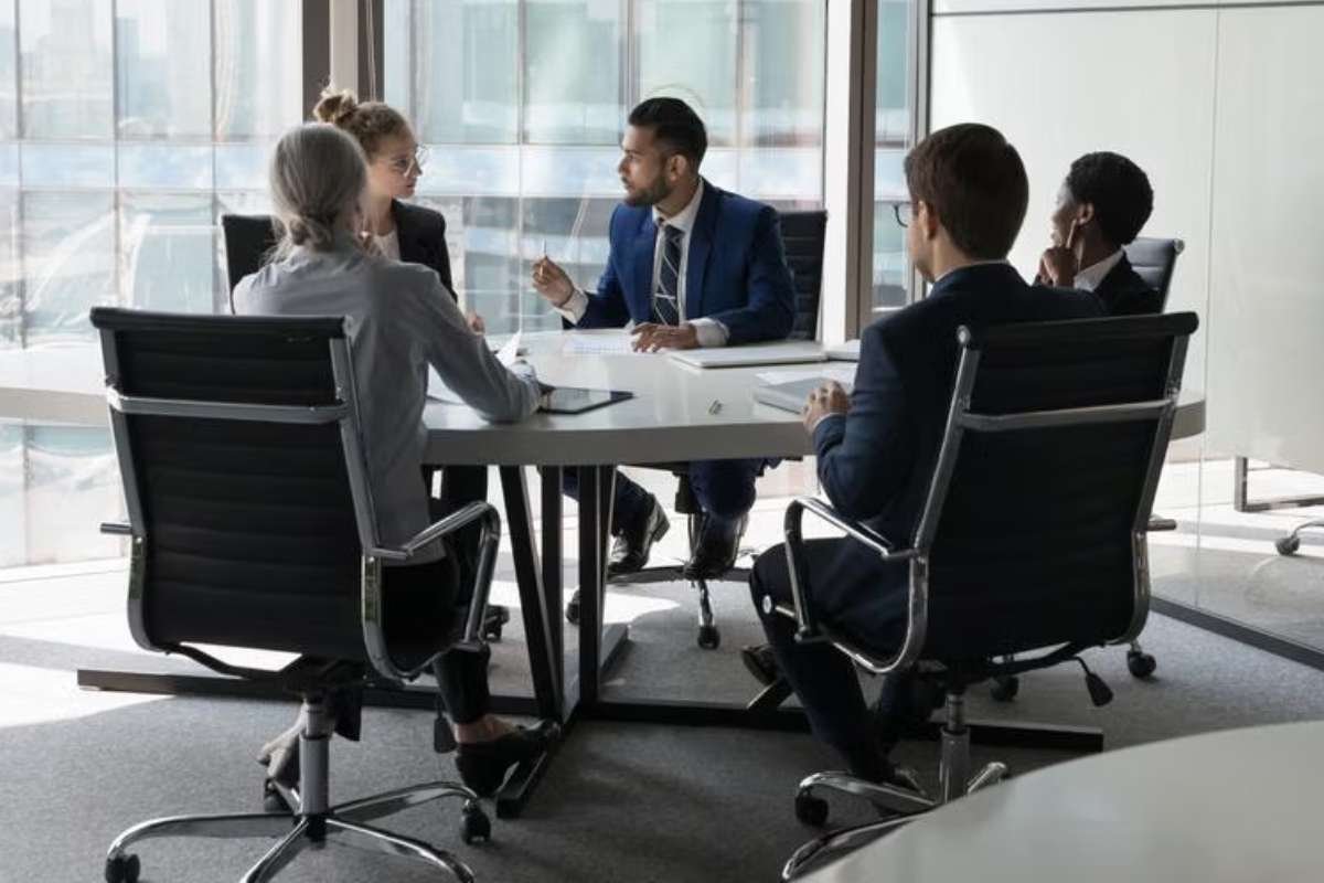 How to Balance a Board Seat With a Full-Time Executive Role | CIO Women Magazine